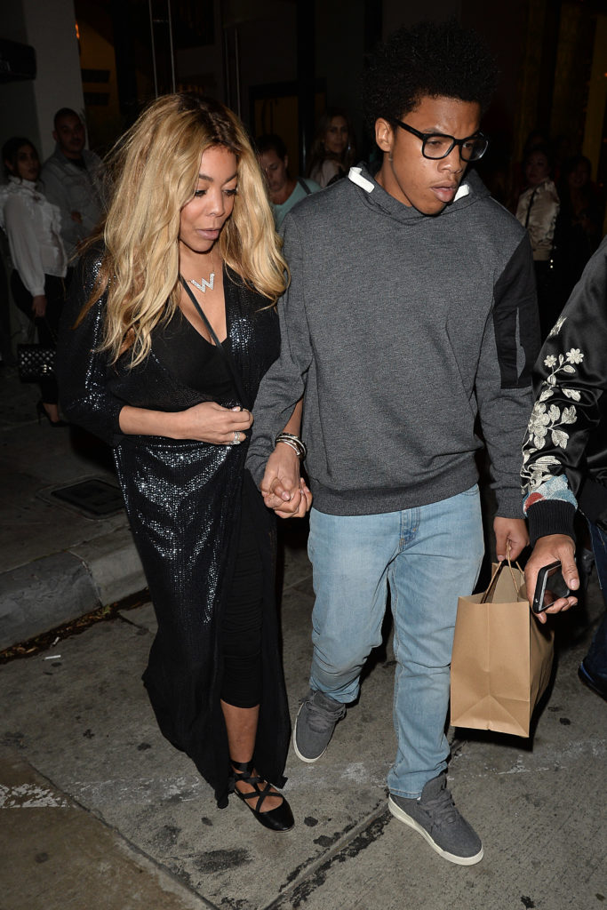 Kevin Hunter Jr Off The Hook