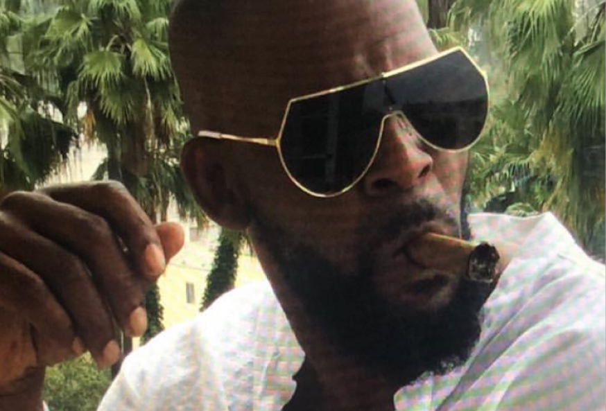 R. Kelly Plans To Expose His Accusers With New Website Called “Surviving Lies”