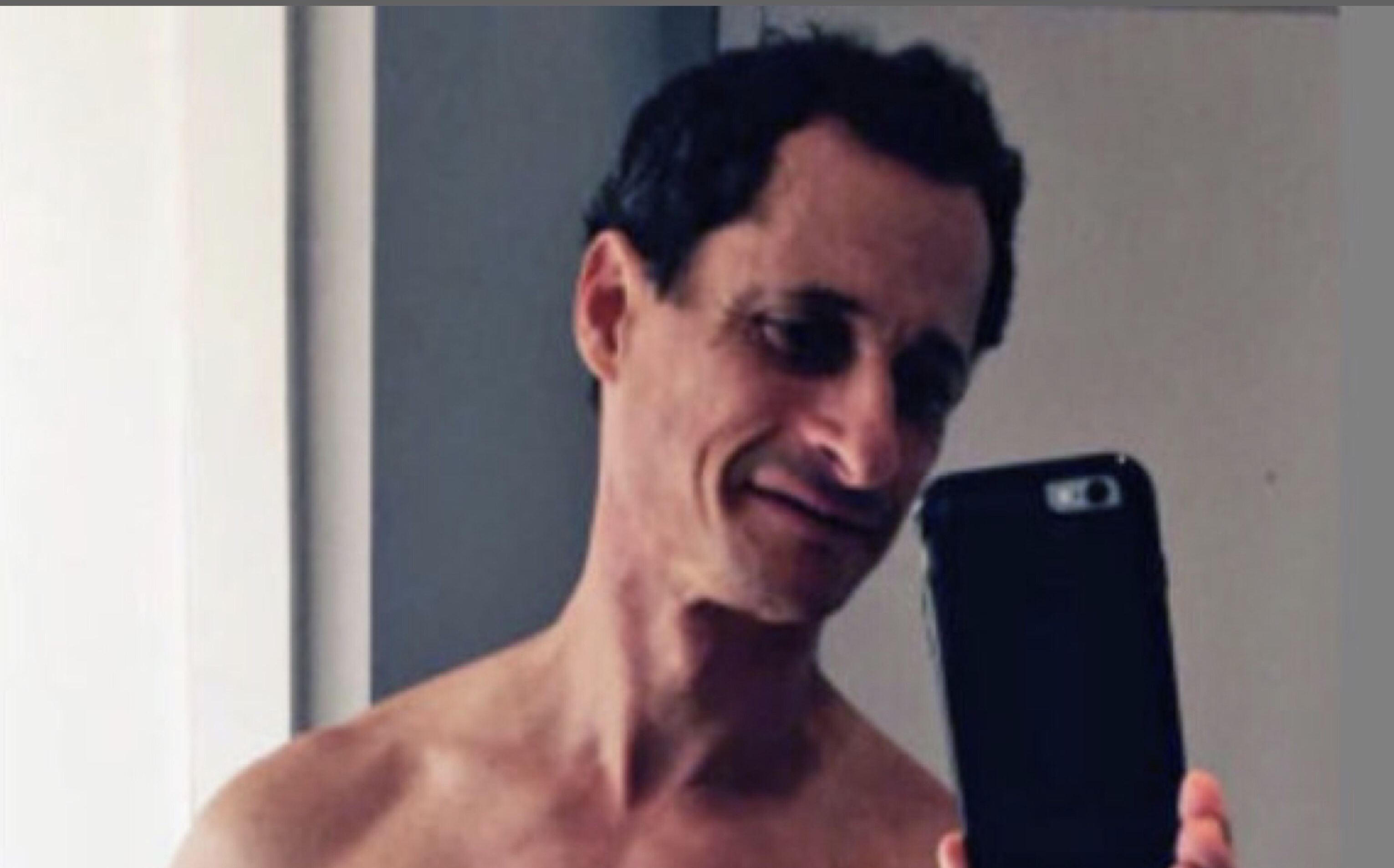 Disgraced Ex-Congressman Anthony Weiner Is Out of Prison After Serving Fifteen Months Behind Bars