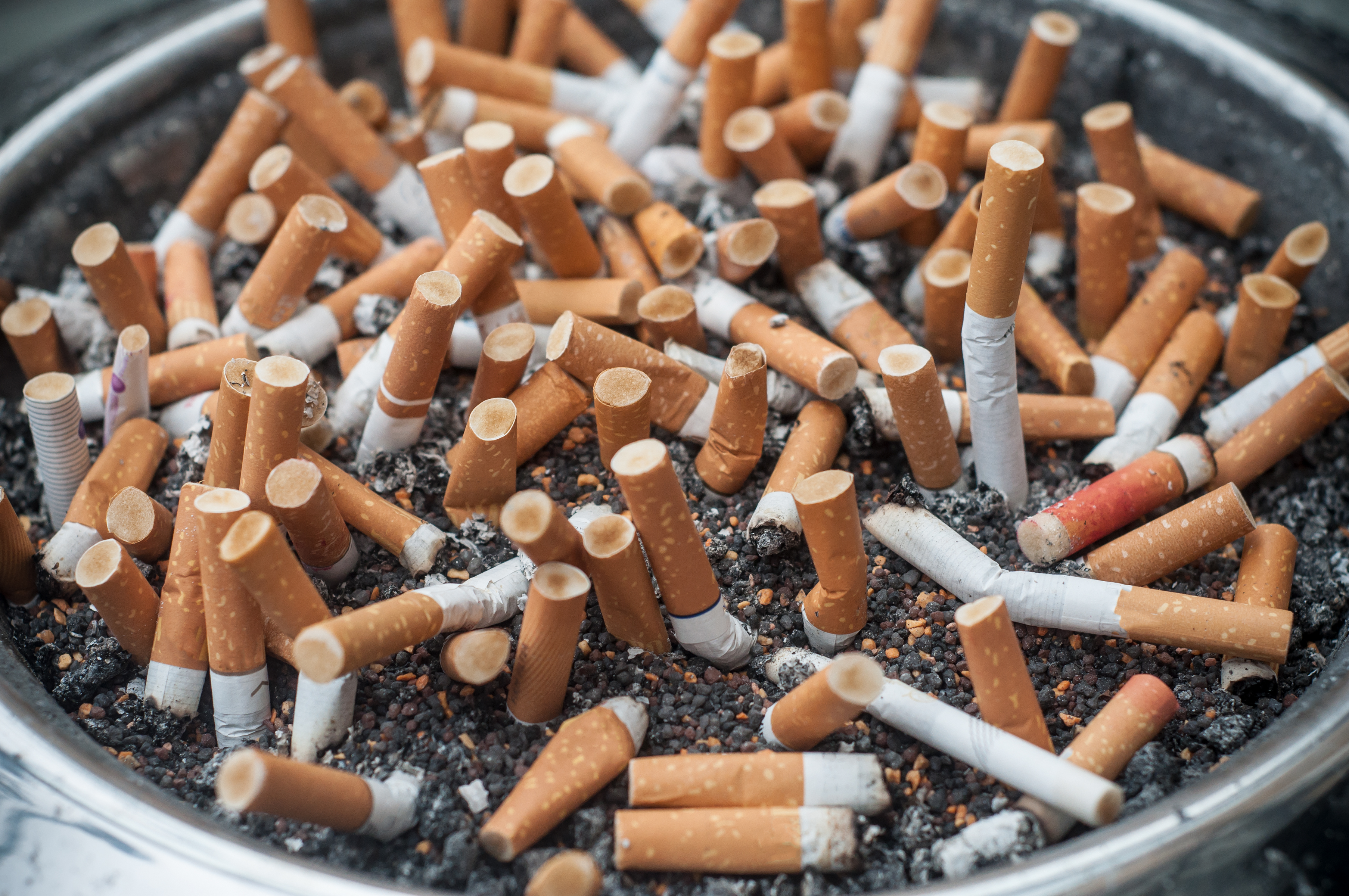 Hawaii’s New Bill Wants To Ban People Under The Age Of 100 From Buying Cigarettes