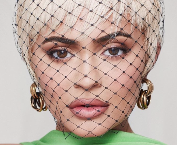 Kylie Jenner Talks Being Financially Cut Off From Parents At Age 15 And Having Lip Fillers: “It’s Fillers. I’m Not Denying That”