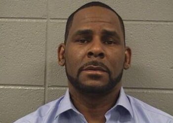 R. Kelly Held in Solitary Confinement With Spiders and No Food After Threat Claims, New Report Says