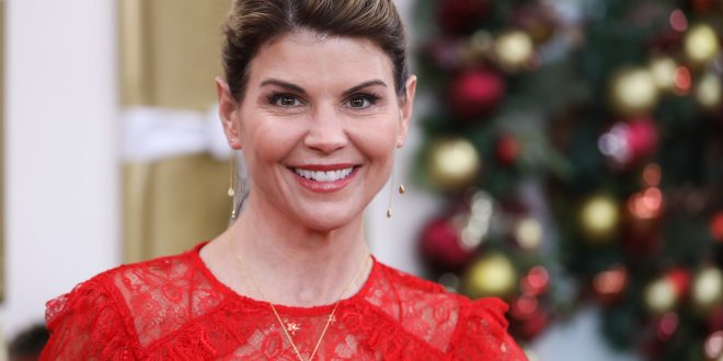 Aunt Becky Charged For Scamming Colleges