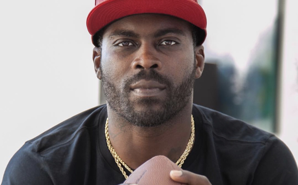 Michael Vick Teen Center Unveiled At A Virginia Boys And Girls Club