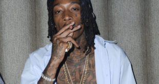 Wiz Khalifa Apologizes to All DJs After Viral On Stage Rant: 'I Got Emotional'