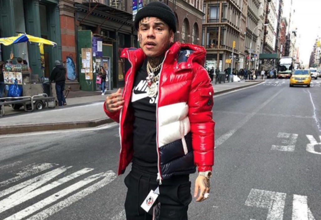 6ix9ine Housed with sntiches