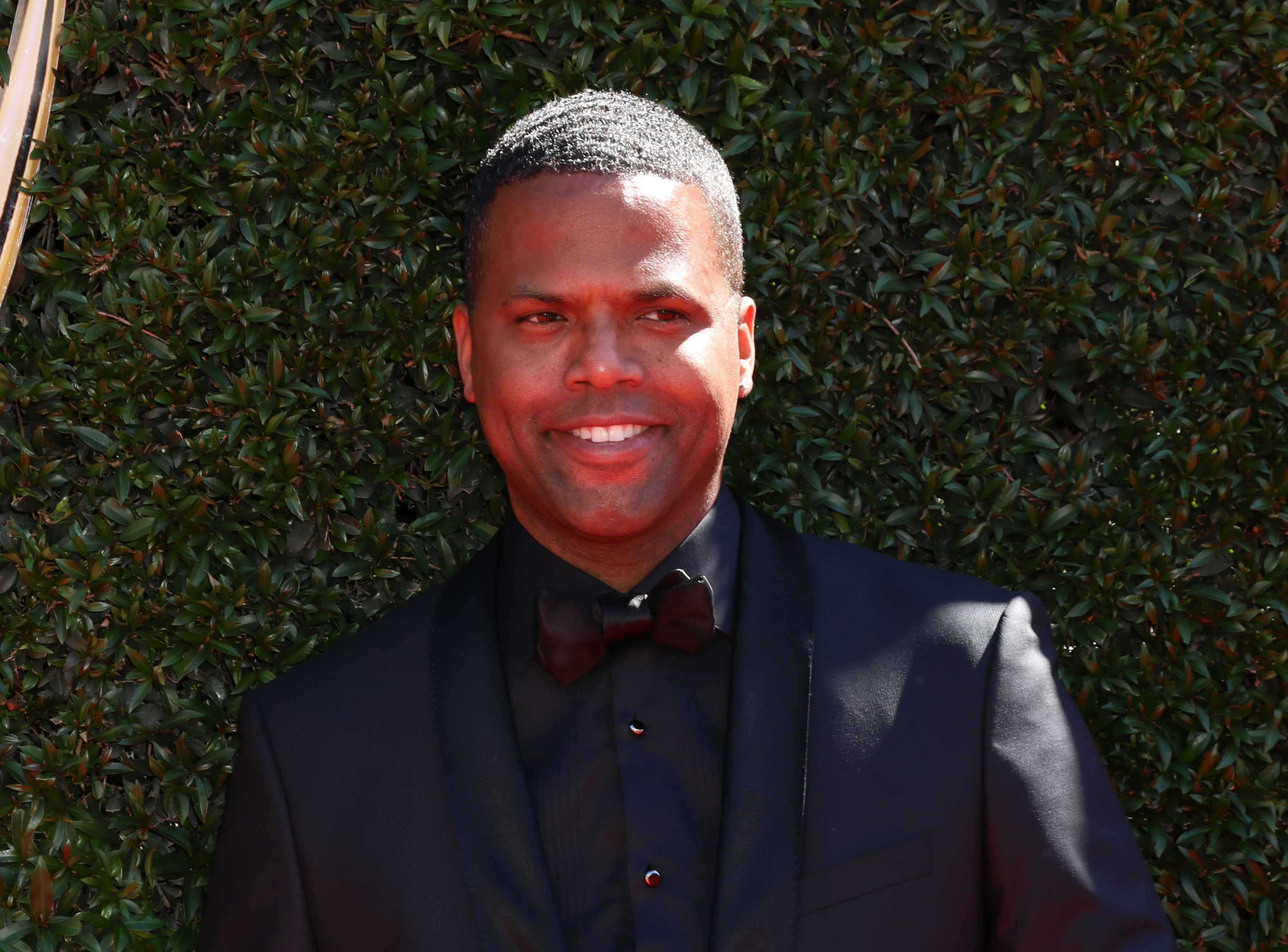 AJ Calloway Steps Down from EXtra