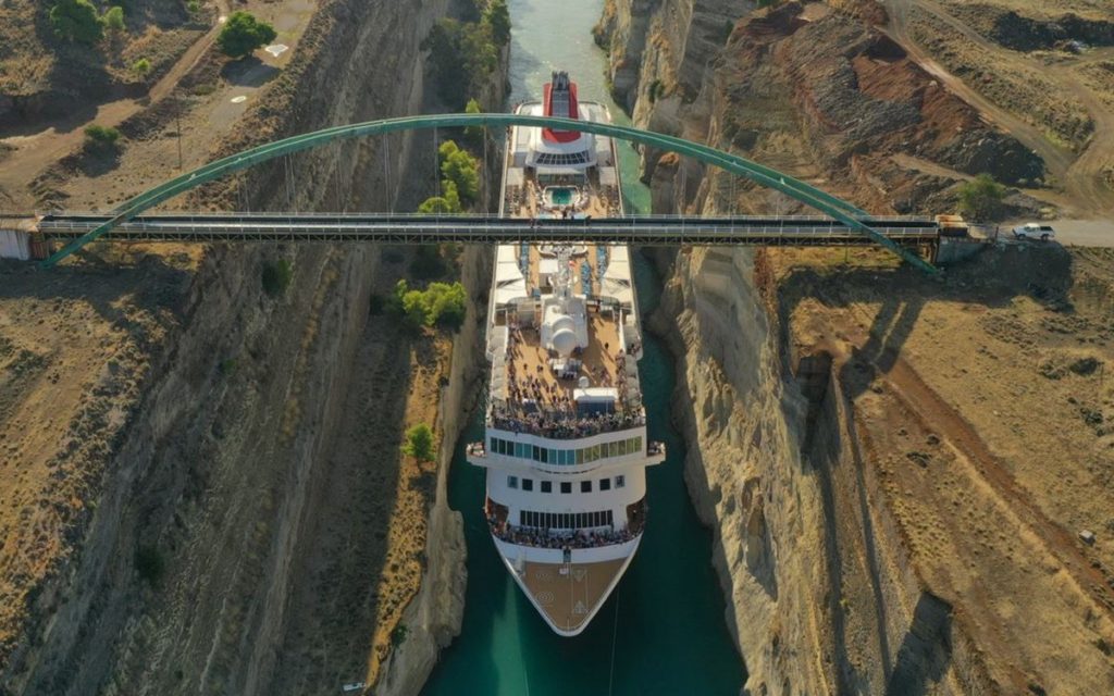 That’s Baller: Braemar Cruise Ship Sails Through The Corinth Canal In Greece