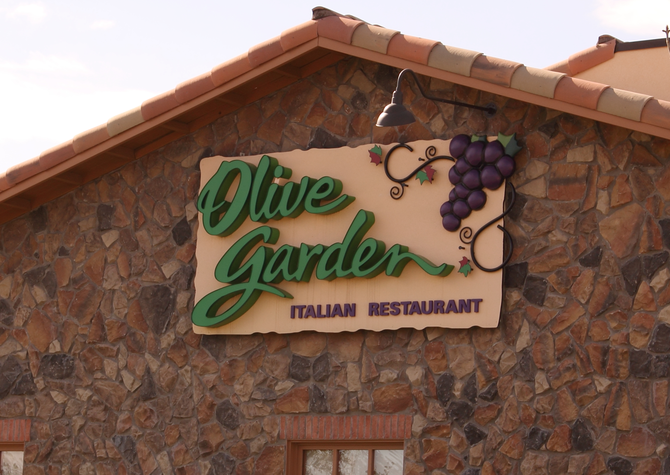 Olive Garden For Black Server