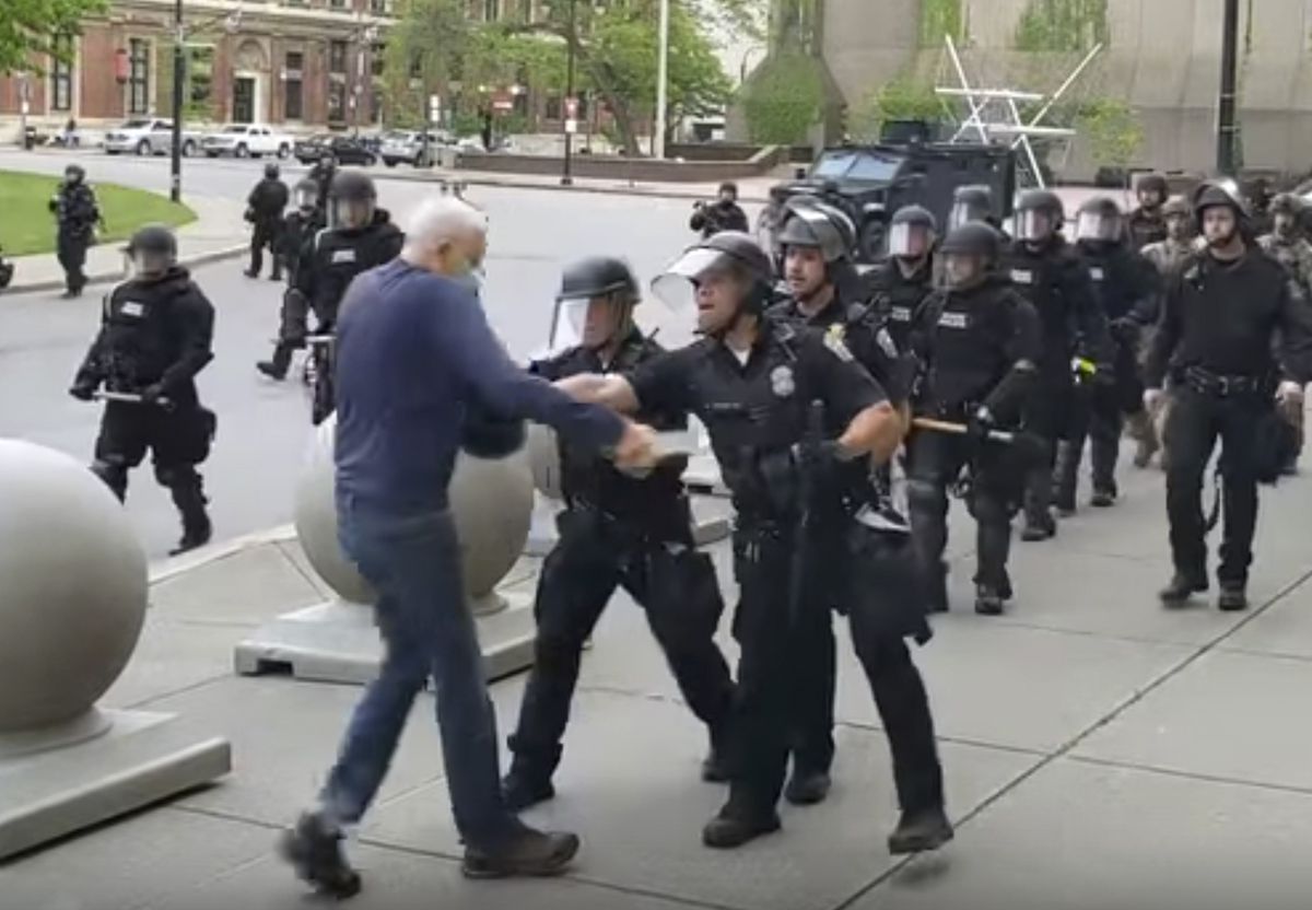Buffalo Police Riot Squad Resign  To Support Officers Who Shoved Elderly Man