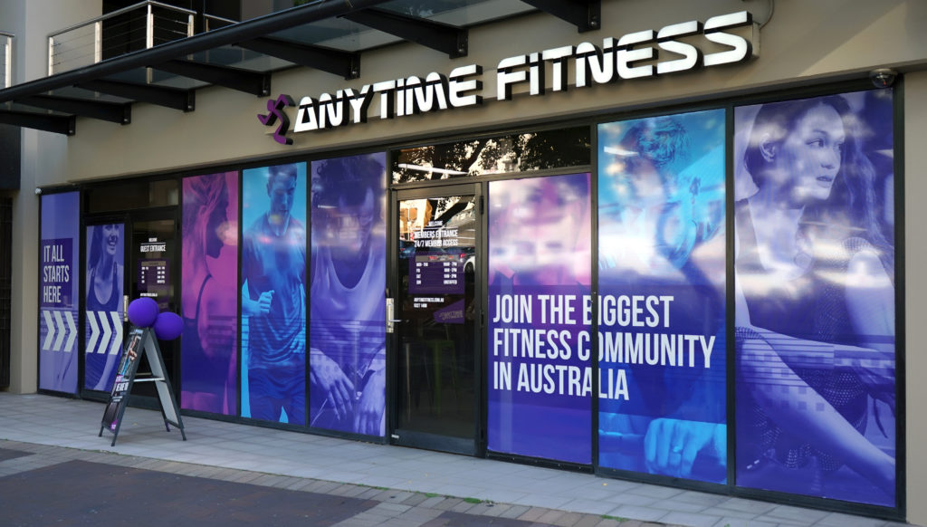 Wisconsin Gym Under Fire For Posting an “I Can’t Breathe” Workout; Owner Apologizes
