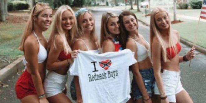 Alabama Cheerleaders Pose With Confederate Flag