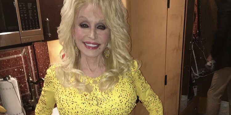 Dolly Parton Shuts Down Health Rumors: “I Wanted You To Know That I’m Not Dying” [Video]