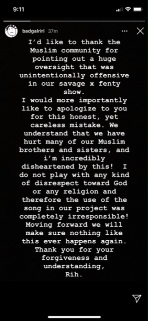 Rihanna Apologizes