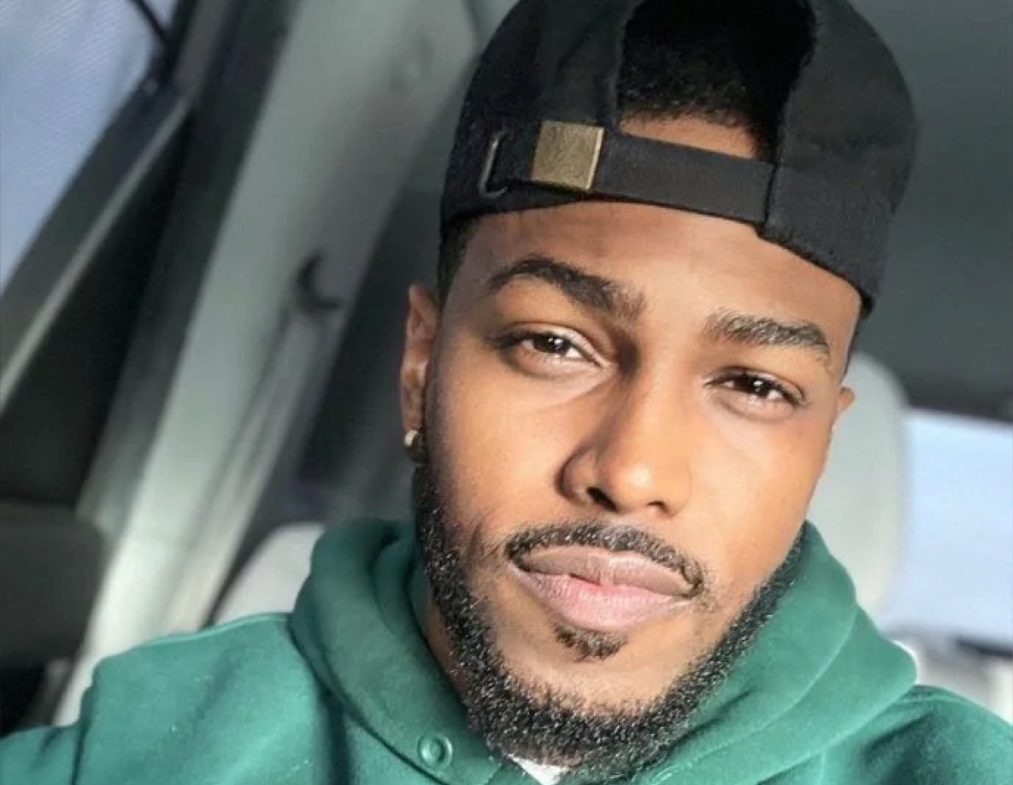 Gospel Singer Darrel Walls Deletes Instagram After Video Of Kissing  Boyfriend Goes Viral