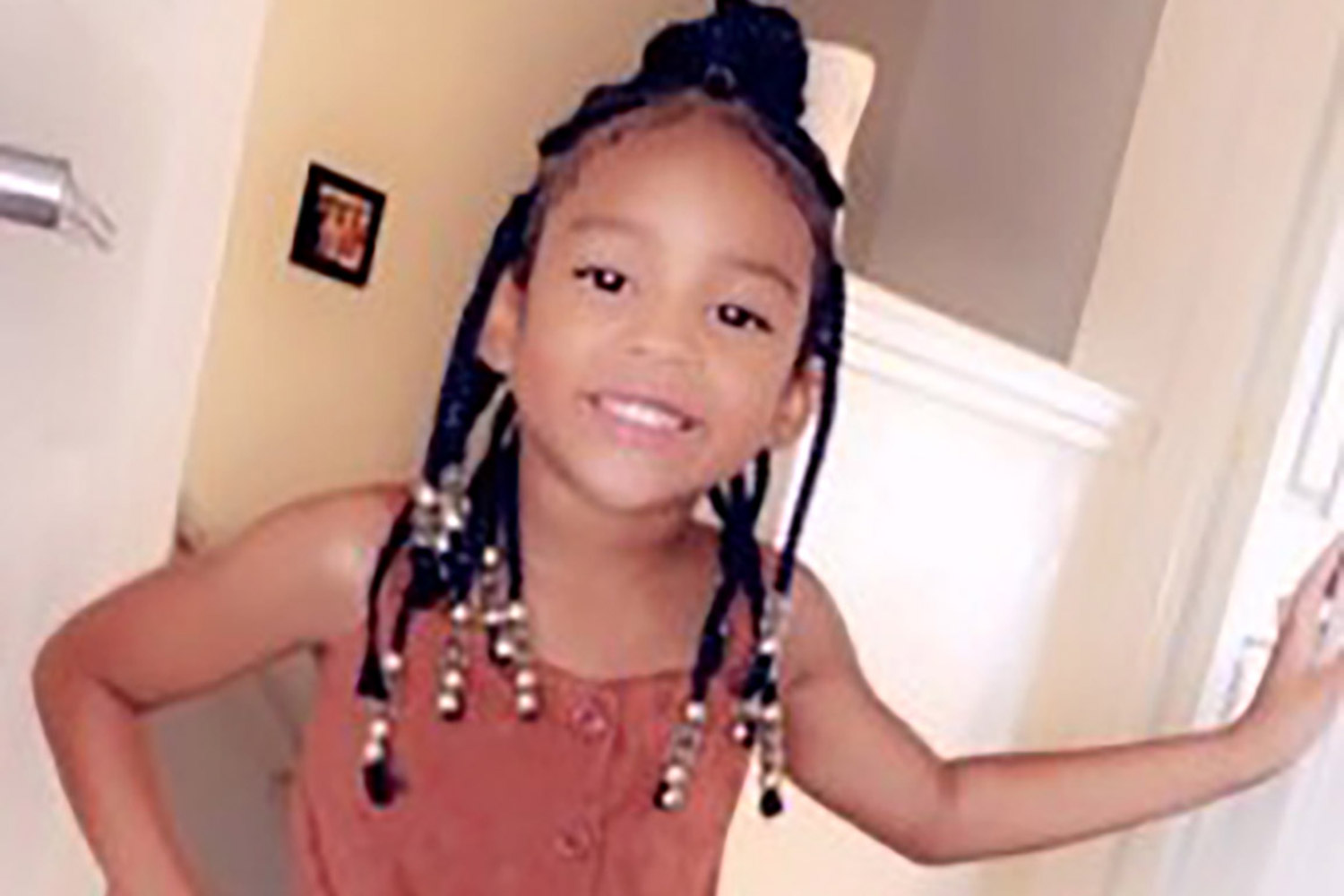 Kindergartener-dies-of-covid-complications