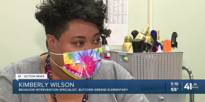 Missouri Elementary Students Gain Self-Esteem And Life Lessons Through Teacher Who Does Their Hair