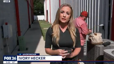 Fox 26 Houston TV Reporter Ivory Hecker