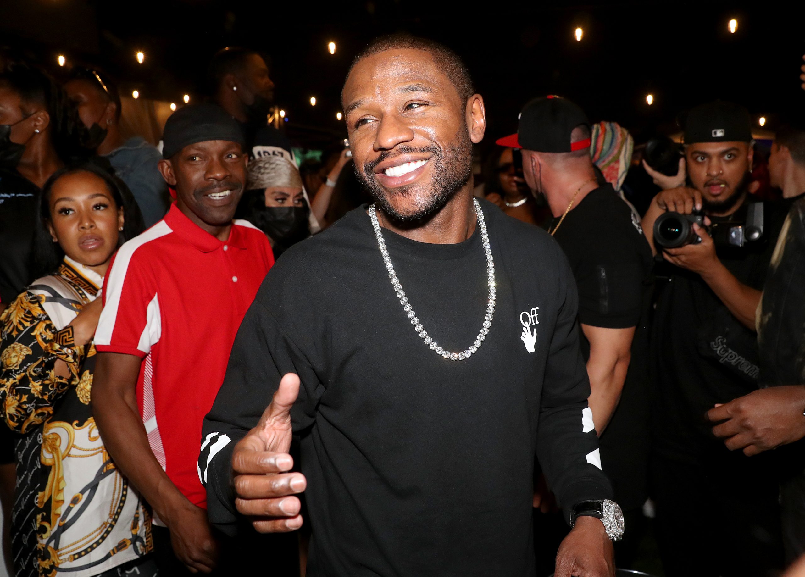 That’s Baller: Floyd Mayweather Drops $7 Million On South African Shopping Spree