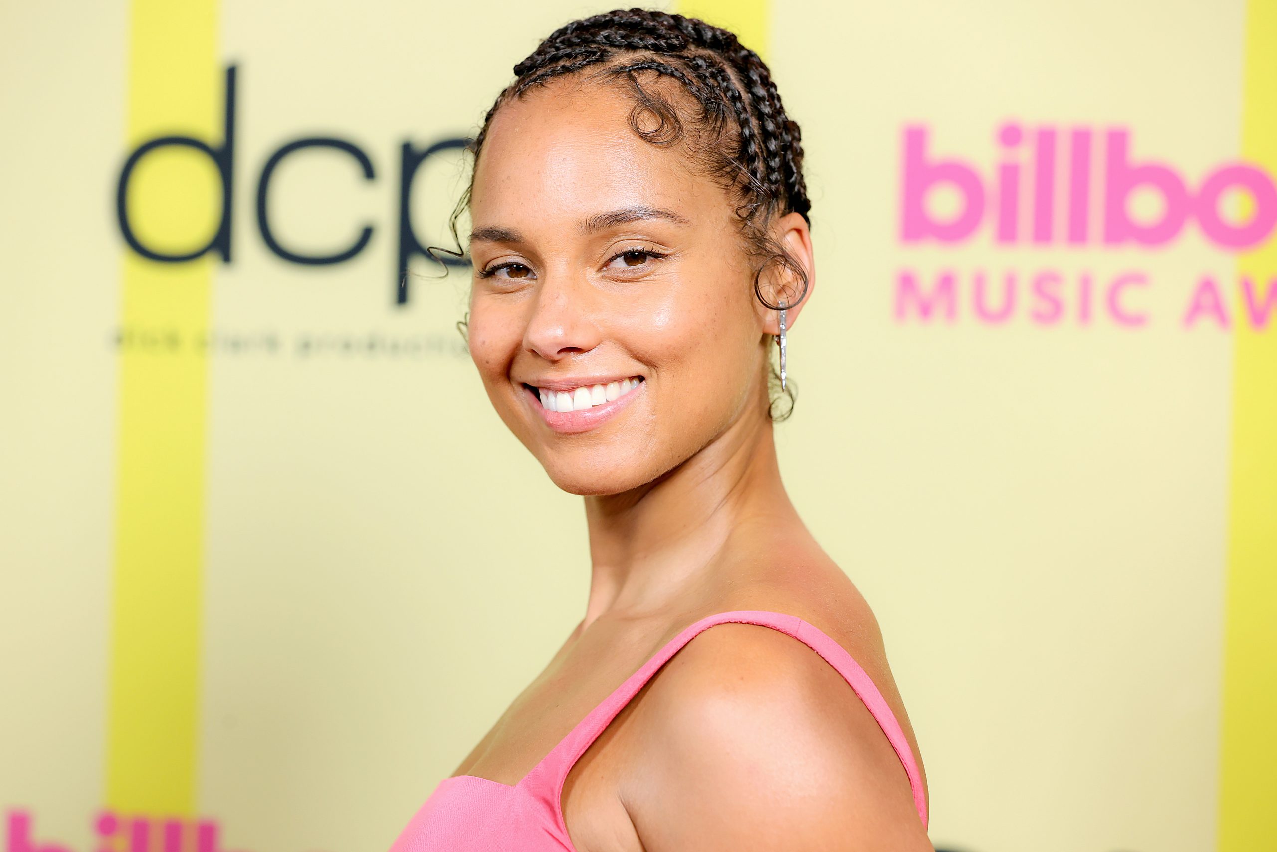 Alicia Keys Files A Trademark For Her Upcoming Tea Line Called "Alicia Teas"