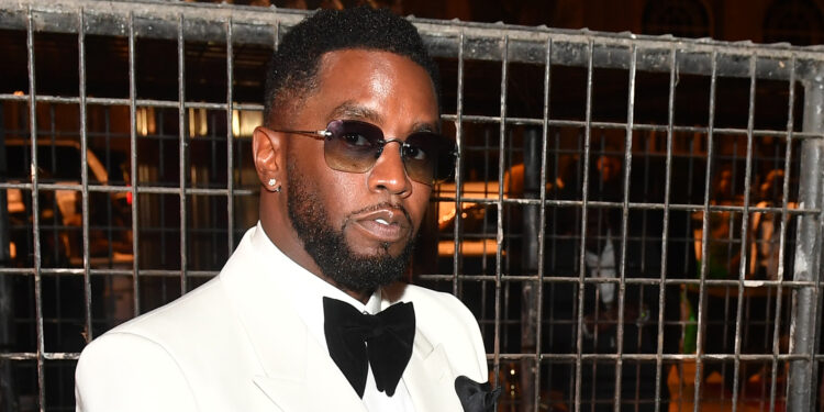 Op-Ed: Is a Career in Motivational Speaking Diddy's Next Act? - Baller Alert Op-Ed: Is a Career in Motivational Speaking Diddy's Next Act?