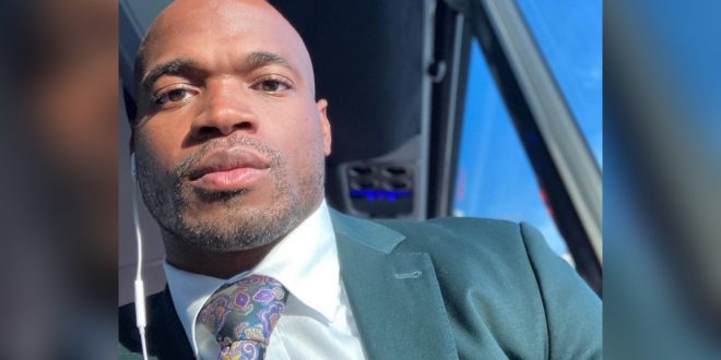 Adrian Peterson To Complete Domestic Violence Counseling Following February Arrest