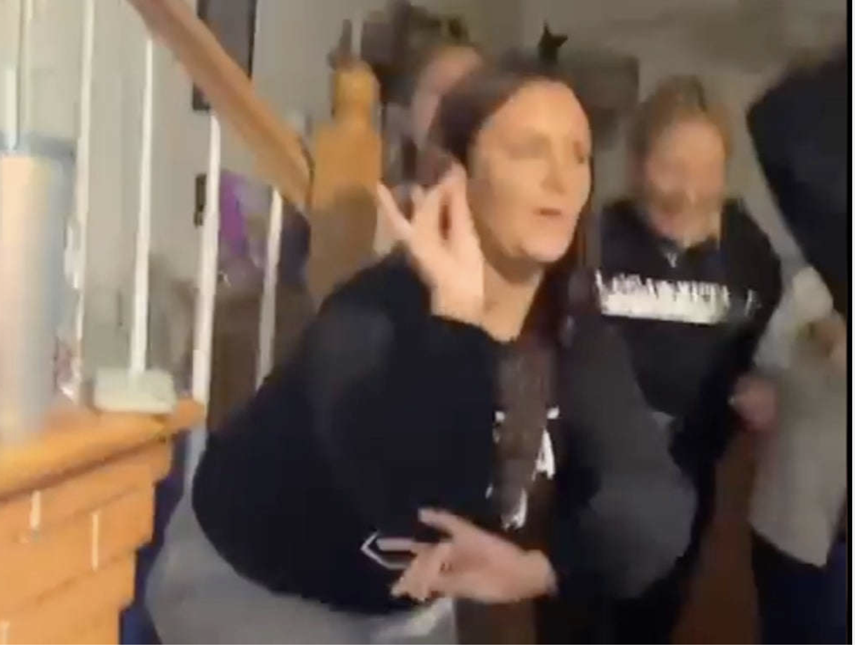 White sorority members from Omega Zeta Pi, mocks Zeta Phi Beta Sorority, Incorporated. - Baller Alert White sorority members from Omega Zeta Pi, mocks Zeta Phi Beta Sorority, Incorporated.