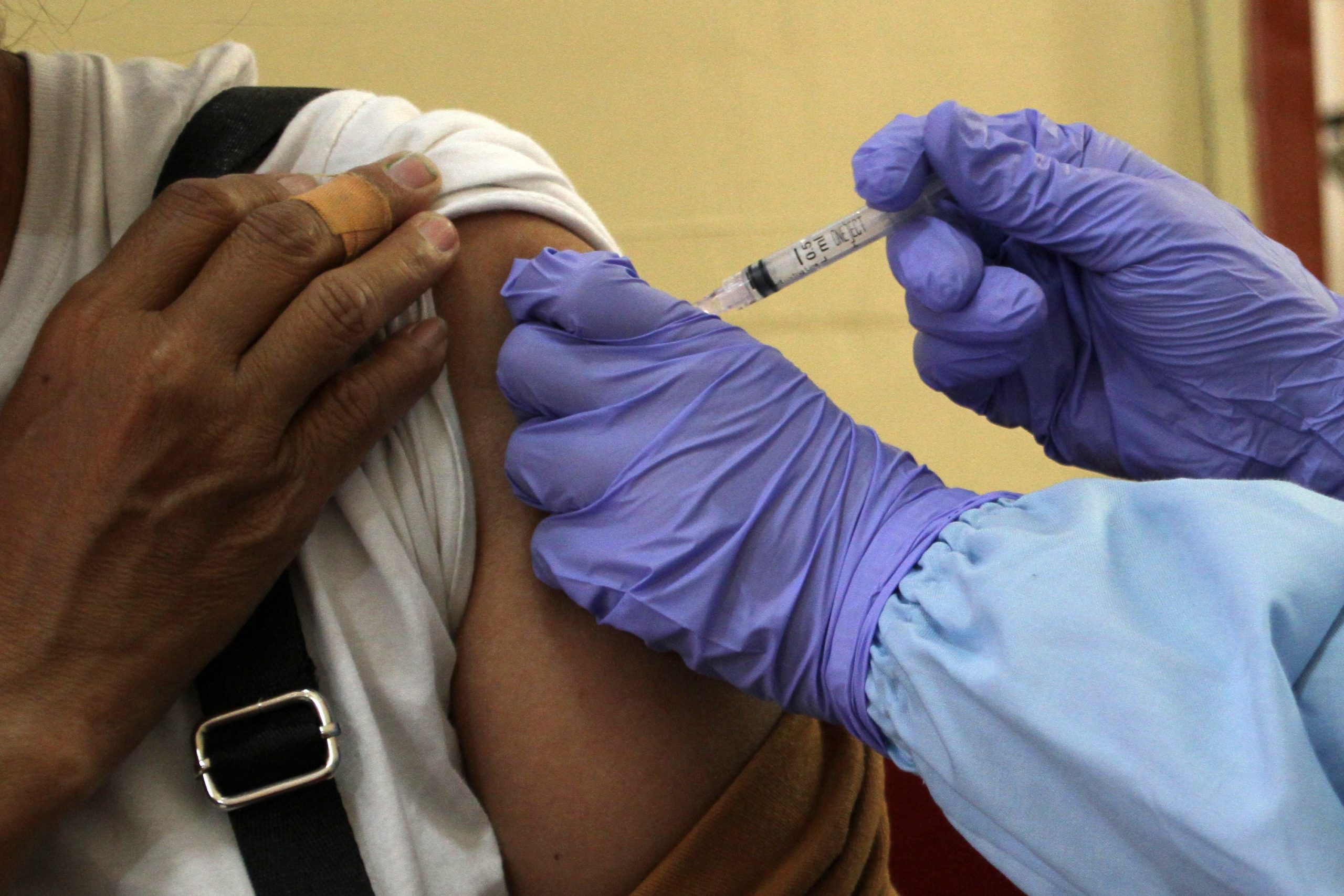 FDA Authorizes fourth Booster for Those Ages 50 & Up
