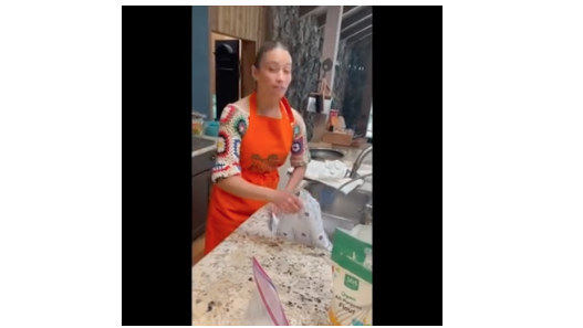 Paula Patton frying chicken - Baller Alert Black Twitter Reacts To Video Of Paula Patton Frying Chicken