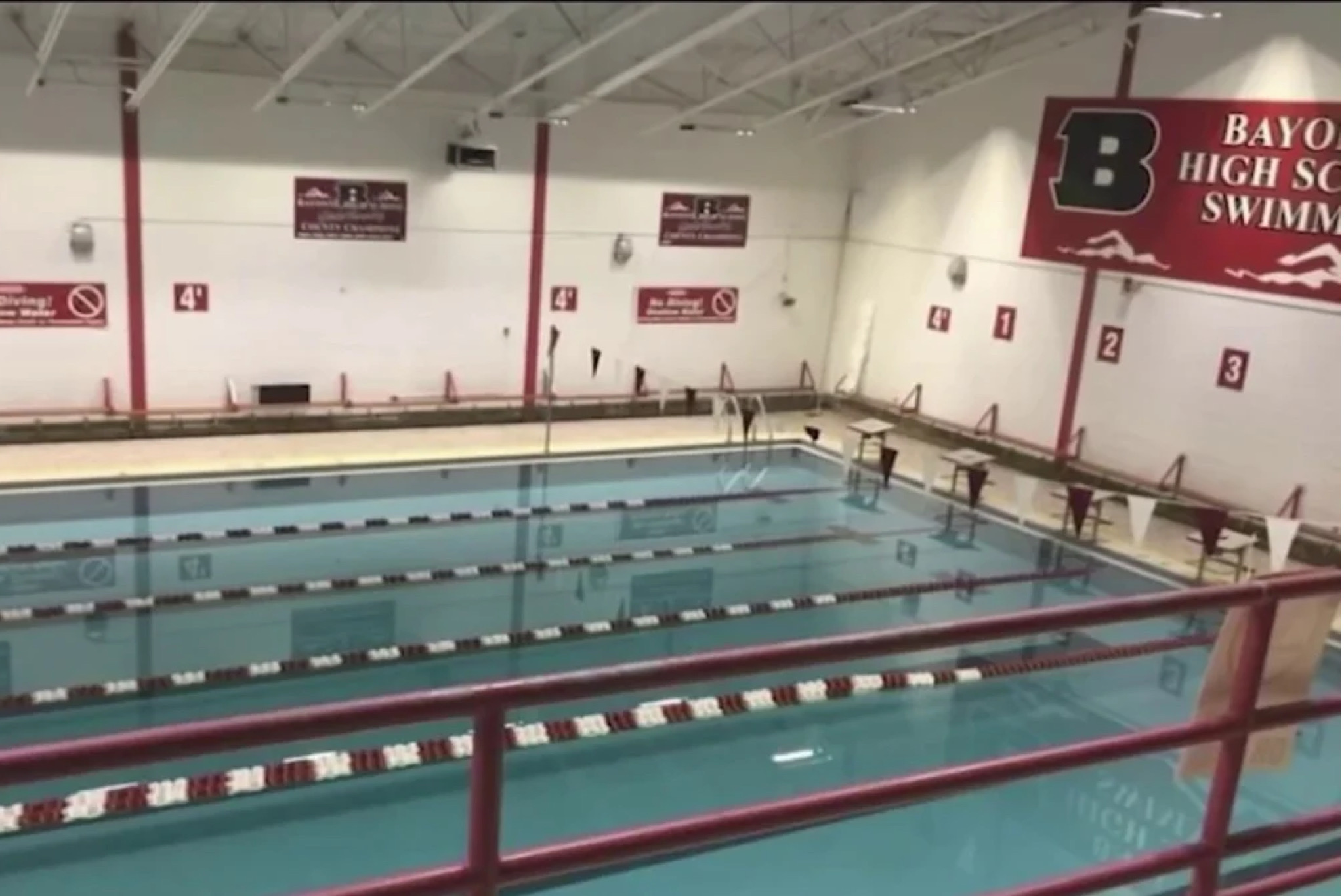 Lincoln Community Pool