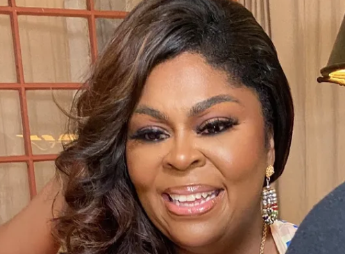 Gospel Singer Kim Burrell Apologizes After Going in on Church Congregation