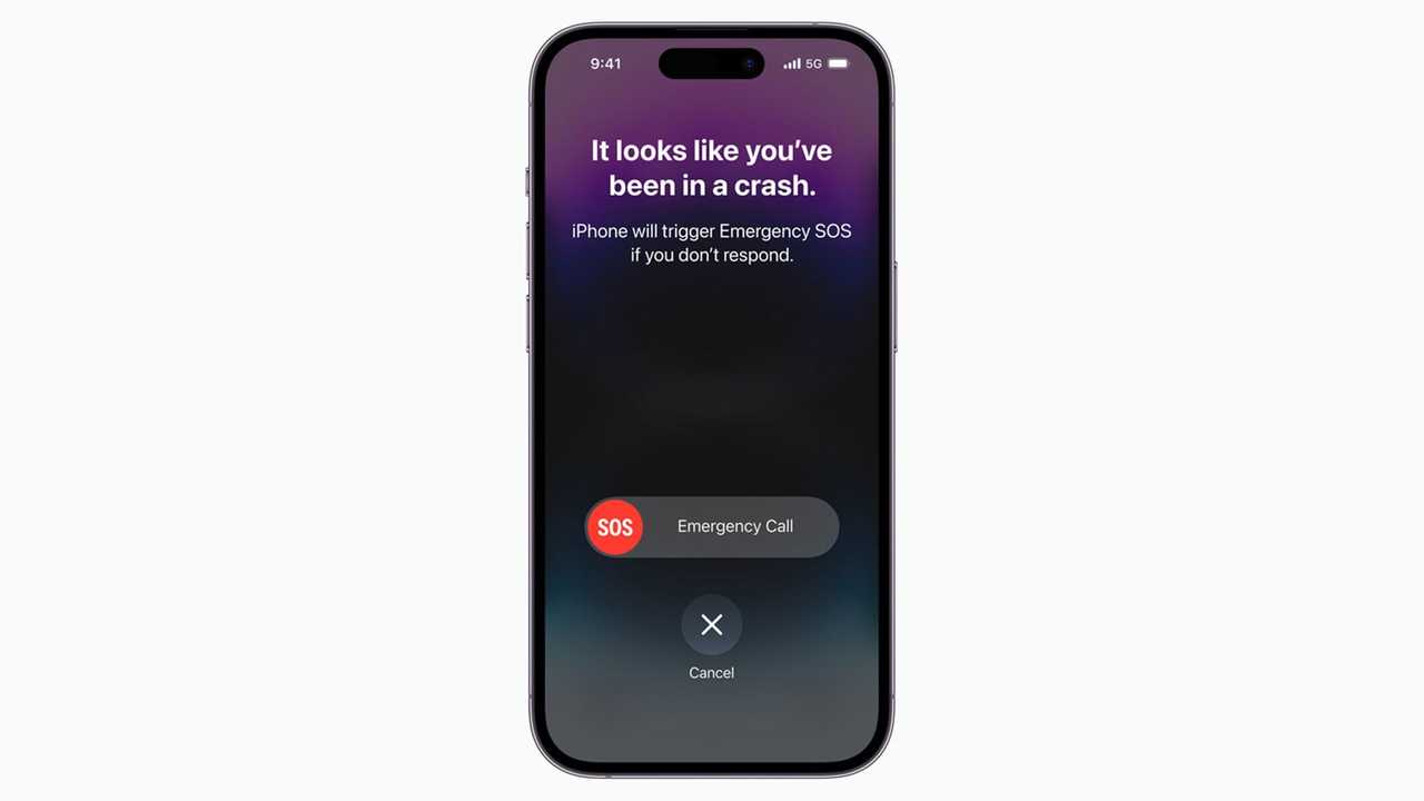 New iPhone Feature Alerted Rescuers To Fatal Crash That Killed Six People