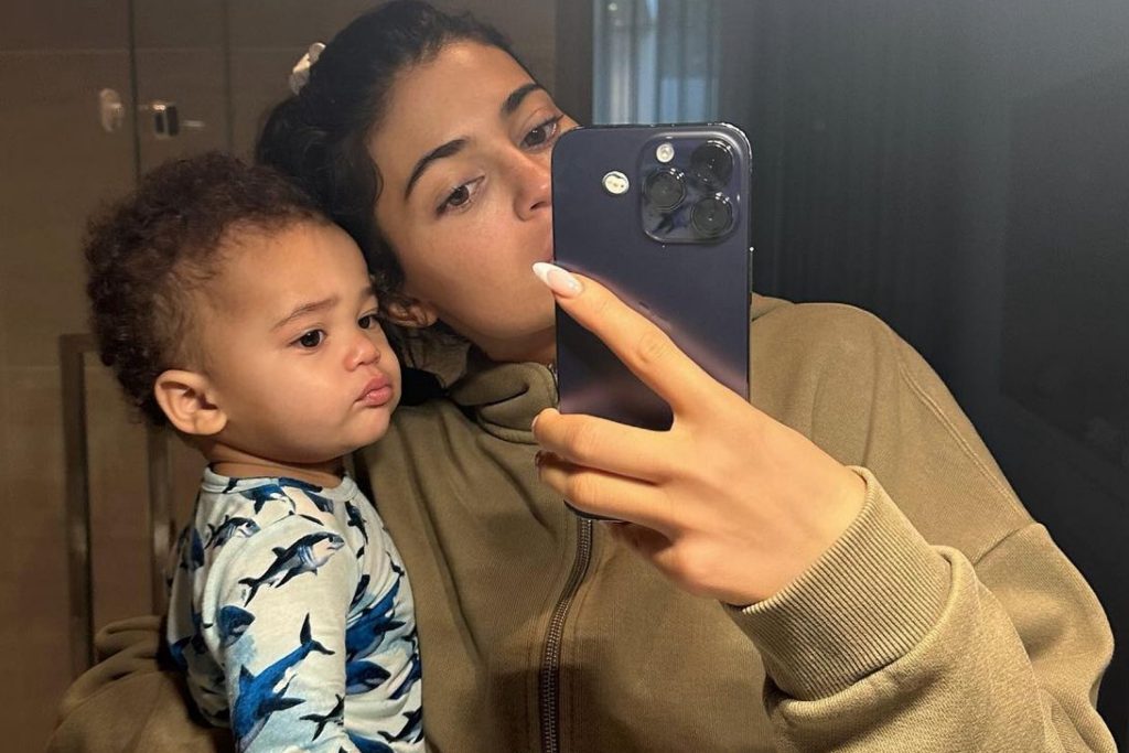 Kylie Jenner Reveals Son’s Name & Shares Photos Of Him