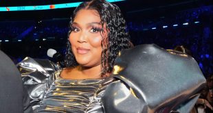 Eighteen Lizzo Employees Wrote Letters Defending The Singer Against Ex-Dancers' Accusations