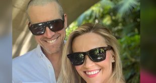 Reese Witherspoon Officially Files For Divorce From Husband Jim Toth