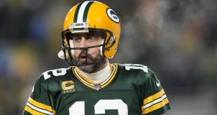 Aaron Rodgers Officially Traded To The Jets