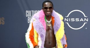 Michael Blackson Signs Deal With Celebrity Boxing, Says He Wants To Fight Kevin Hart