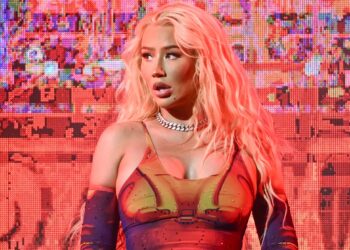 Iggy Azalea Says Men Must Earn $15 Million More Than Her to Even Be Considered [Video]