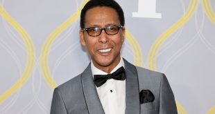 'This Is Us' Star Ron Cephas Jones Dead At 66