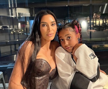 Kim Kardashian Says North West "Fully Scams" Family Friends At Her Lemonade Stand