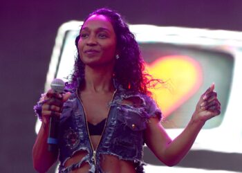 Chilli of TLC Says Reading the Bible Changed Her Views on Marriage: "It Was Really Scary to Me" [Video]