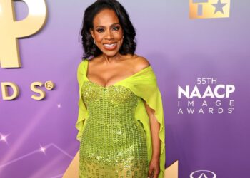 "We Made It Work Our Way": Sheryl Lee Ralph Opens Up About Her Long-Distance Marriage