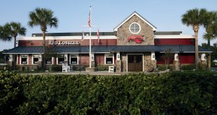 Social Media Reacts To Red Lobster Considering Bankruptcy