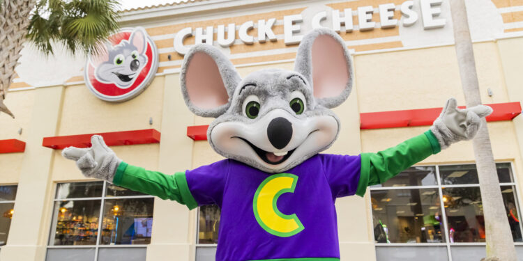 Chuck E. Cheese Launches Chuck’s Arcade: An Adult Playground with Booze, Games & Nostalgia