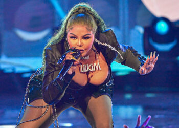 Lil’ Kim speaking in Instagram video responding to Photoshop rumors
