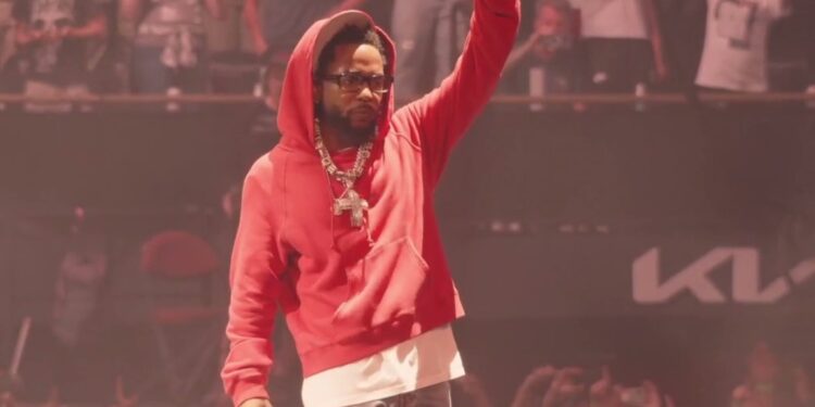 Several Celebrities Who Popped Out For The Kendrick Lamar 'Pop Out' Concert