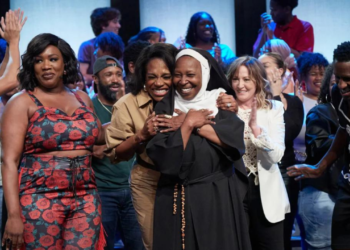 Fans Are Gushing Over Whoopi Goldberg's "Sister Act" Reunion & Saddened By Lauryn Hill's Absence
