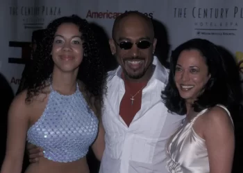 Montel Williams Defends Kamala Harris After Old Photo Resurfaces