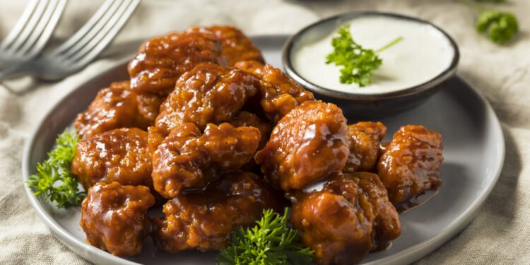 Ohio Supreme Court Rules Restaurant Not Responsible for Man's Injury After Bone Gets Lodged in Throat While Eating Boneless Wings