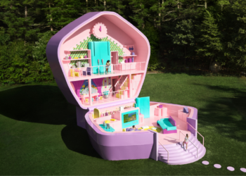 Airbnb Unveils Life-Sized Polly Pocket House
